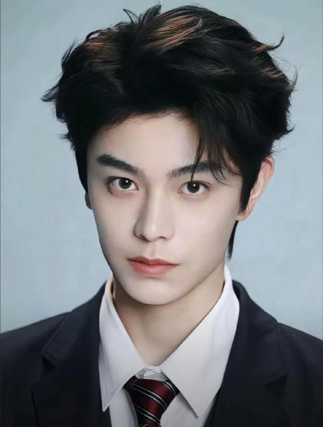 丁禹兮剧照