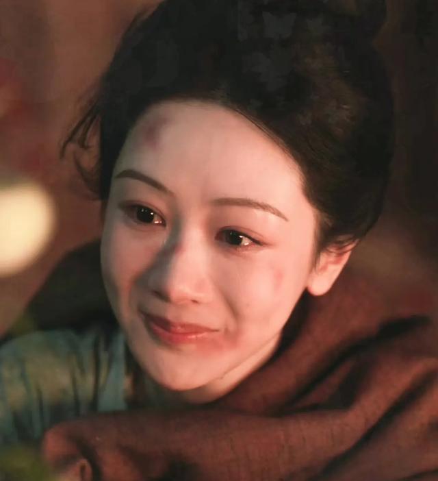 杨紫饰演何惟芳