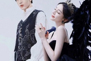 张凌赫迪丽热巴综艺同框：中医把脉引爆笑